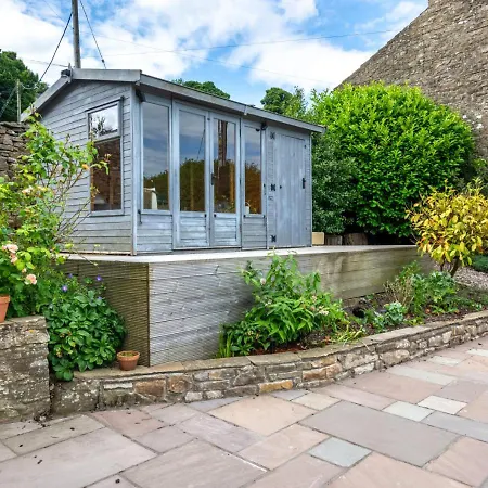 Wardell Hall Holiday home Feetham
