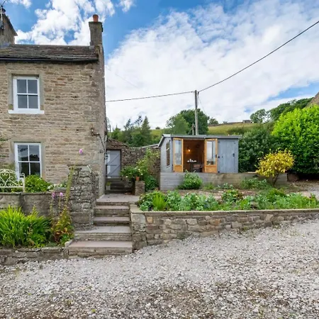 Wardell Hall Feetham