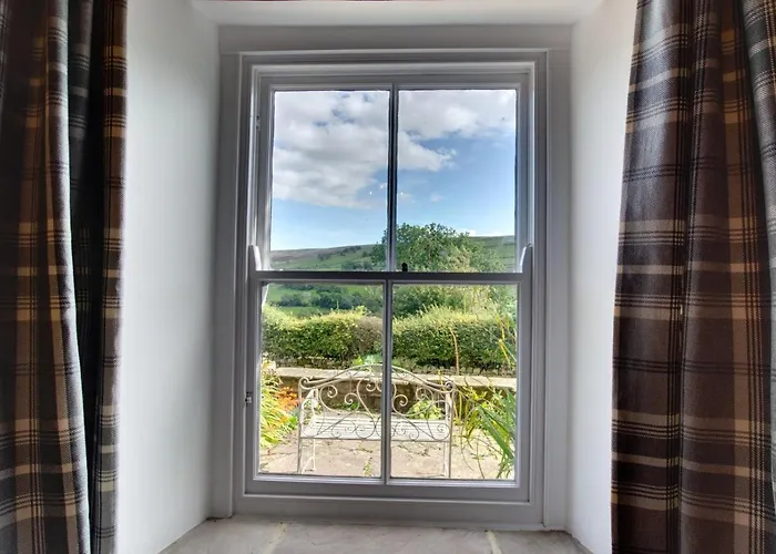 2 Bed In Row Oc-ds059 * Feetham