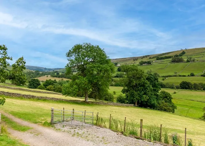 2 Bed In Row Oc-ds059 Feetham