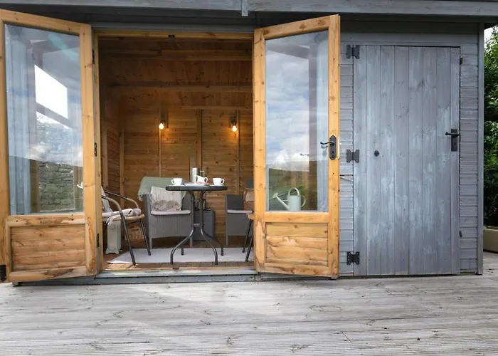 2 Bed In Row Oc-ds059 * Feetham